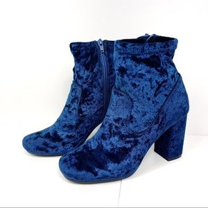 Carlos Blue Crushed Velvet Heeled Boots